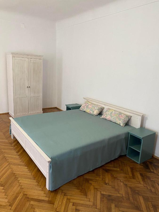 Apartament Istoric Ultracentral - With Parking Sibiu Esterno foto