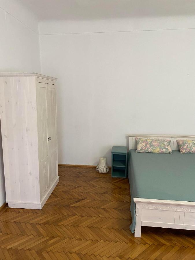 Apartament Istoric Ultracentral - With Parking Sibiu Esterno foto