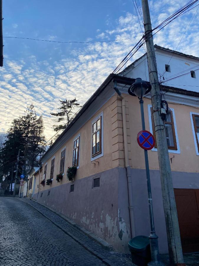 Apartament Istoric Ultracentral - With Parking Sibiu Esterno foto